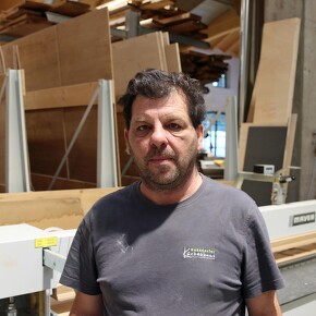 Günther Klug Schreiner / Lagerist Günther Klug Schreiner / Lagerist