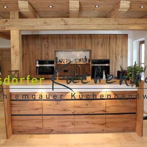 Schreinerküche aus Eichenholz und Altholz modern und zeitlos  Schreinerküche aus Eichenholz und Altholz modern und zeitlos