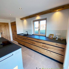 moderne helle Holzküche Eiche geölt mit Deckenbalken moderne helle Holzküche Eiche geölt mit Deckenbalken