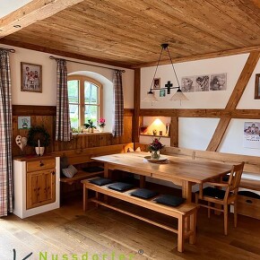 Essecke mit Altholzelementen Essecke mit Altholzelementen