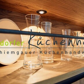 Landhausküche im Vintage Stil Eisenelement mit Altholz Landhausküche im Vintage Stil Eisenelement mit Altholz