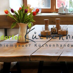 passende Essecke mit Eckbank und Massivholztisch  im Naturholz Stil  passende Essecke mit Eckbank und Massivholztisch  im Naturholz Stil