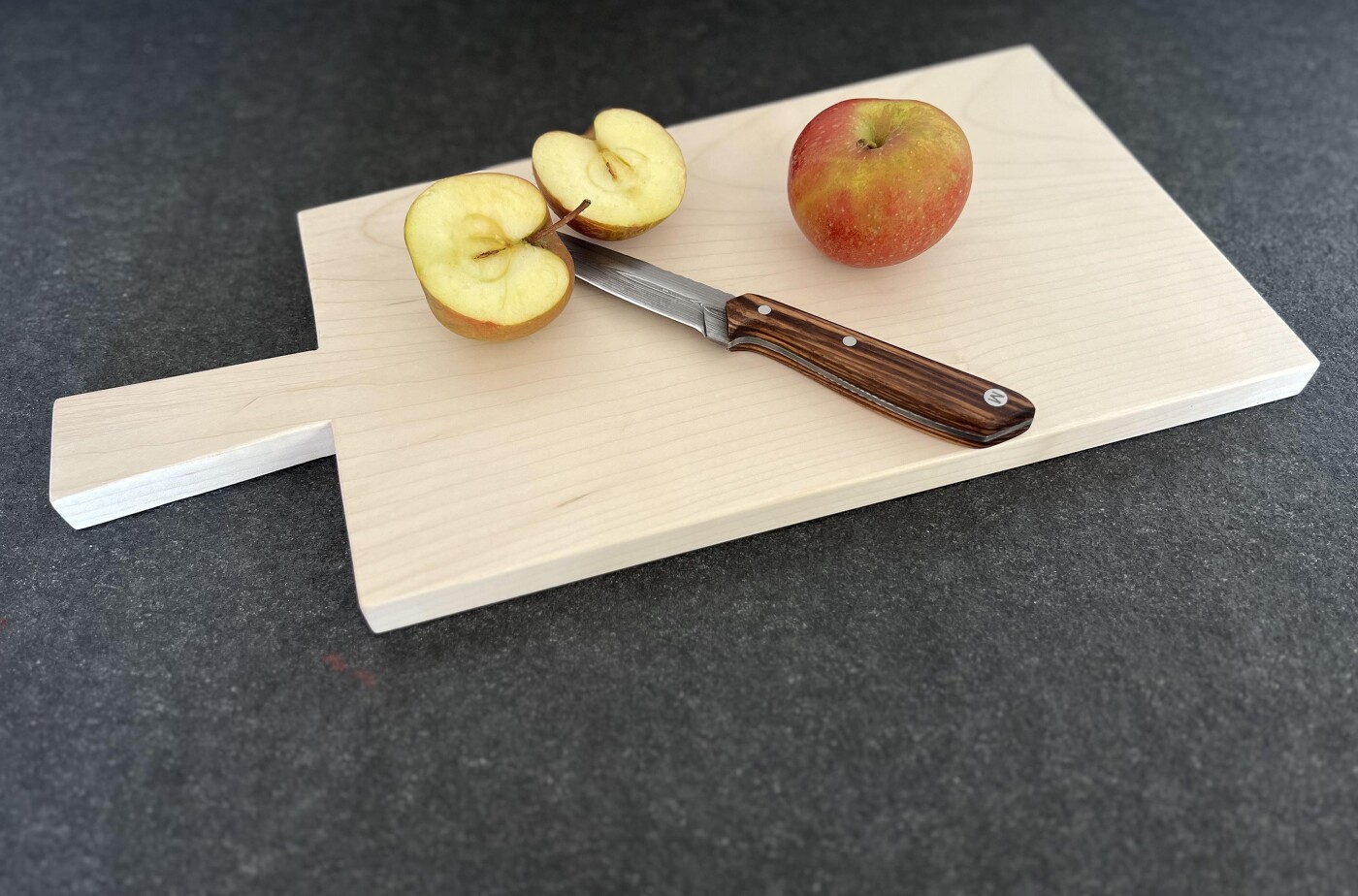 Naturholz Schneidebrett schlicht schräg Naturholz Schneidebrett schlicht schräg