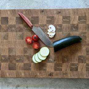 Hirnholz - exklusives Schneidebrett aus Eiche massiv Hirnholz - exklusives Schneidebrett aus Eiche massiv