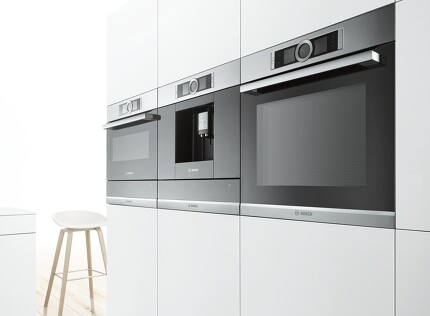 Der Bosch Serie 8 Backofen. Der Bosch Serie 8 Backofen.