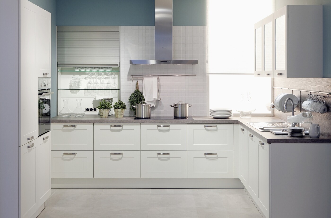 Das Bild der Küche vergrößert sich bei Drauf-Klick! Das Bild der Küche vergrößert sich bei Drauf-Klick!